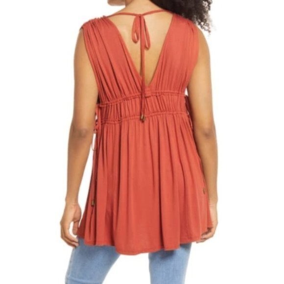 NWT FREE PEOPLE Aries Plunge Neck Tank Top Medium - Picture 3 of 5